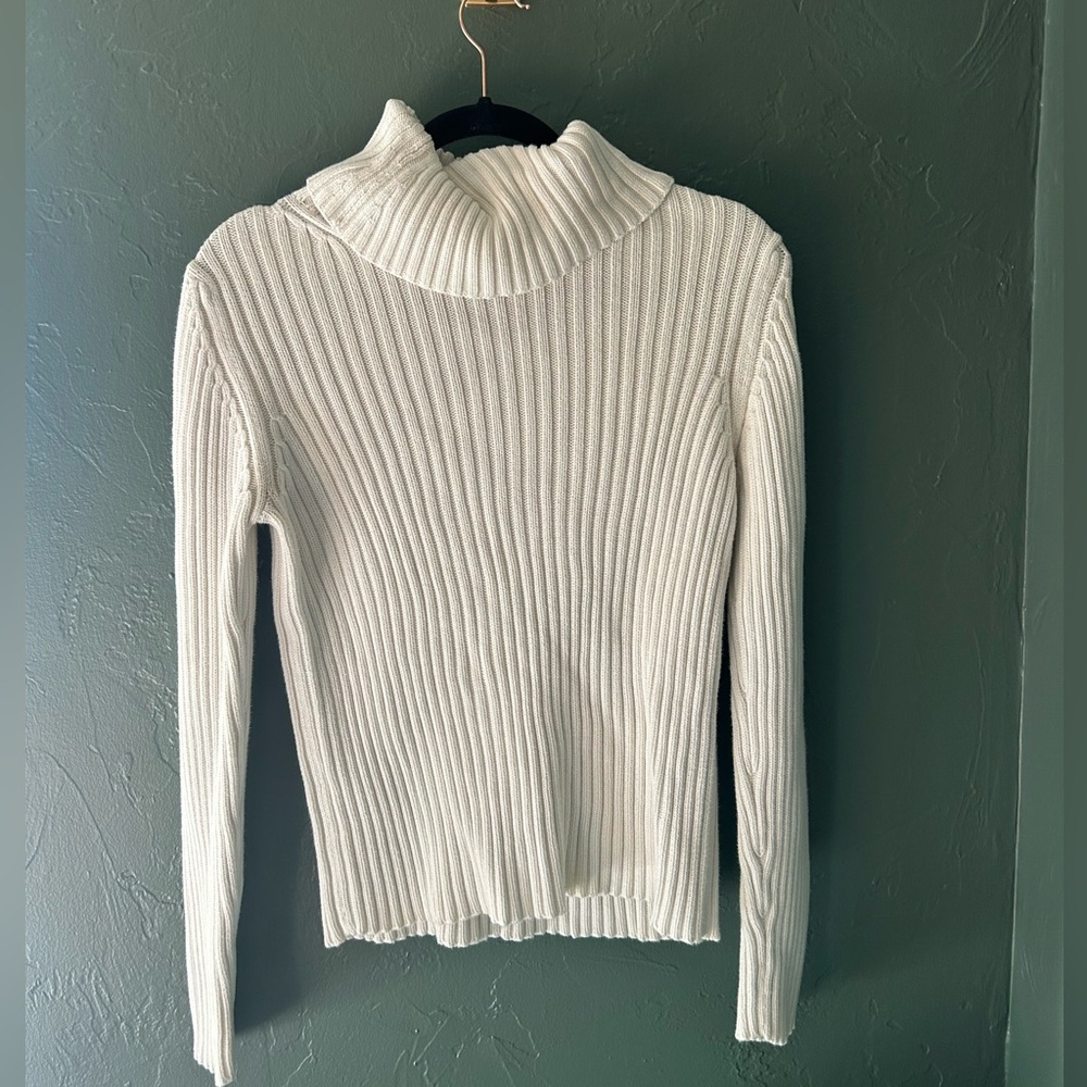 GAP 100% Cotton Women’s turtleneck sweater